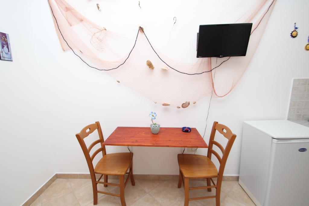 Appartement Bordonaro Mini Studio à Cefalù Extérieur photo